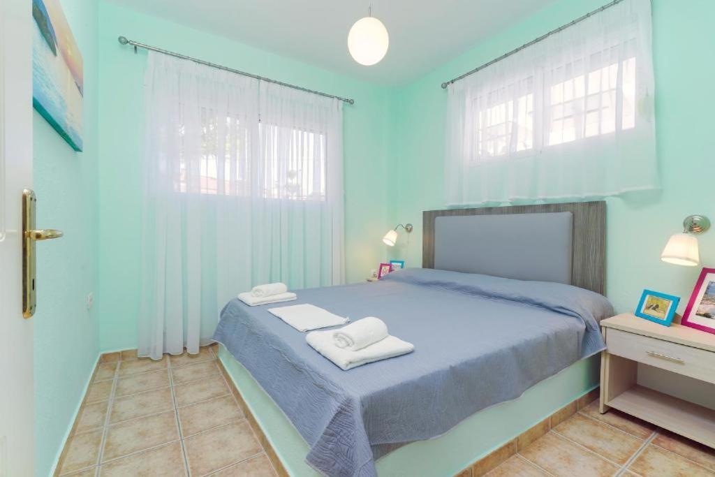 크리시 아모우디아 Golden Beach Maisonettes 빌라 외부 사진